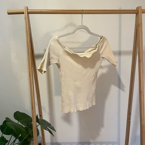 Off-the-shoulder Blouse